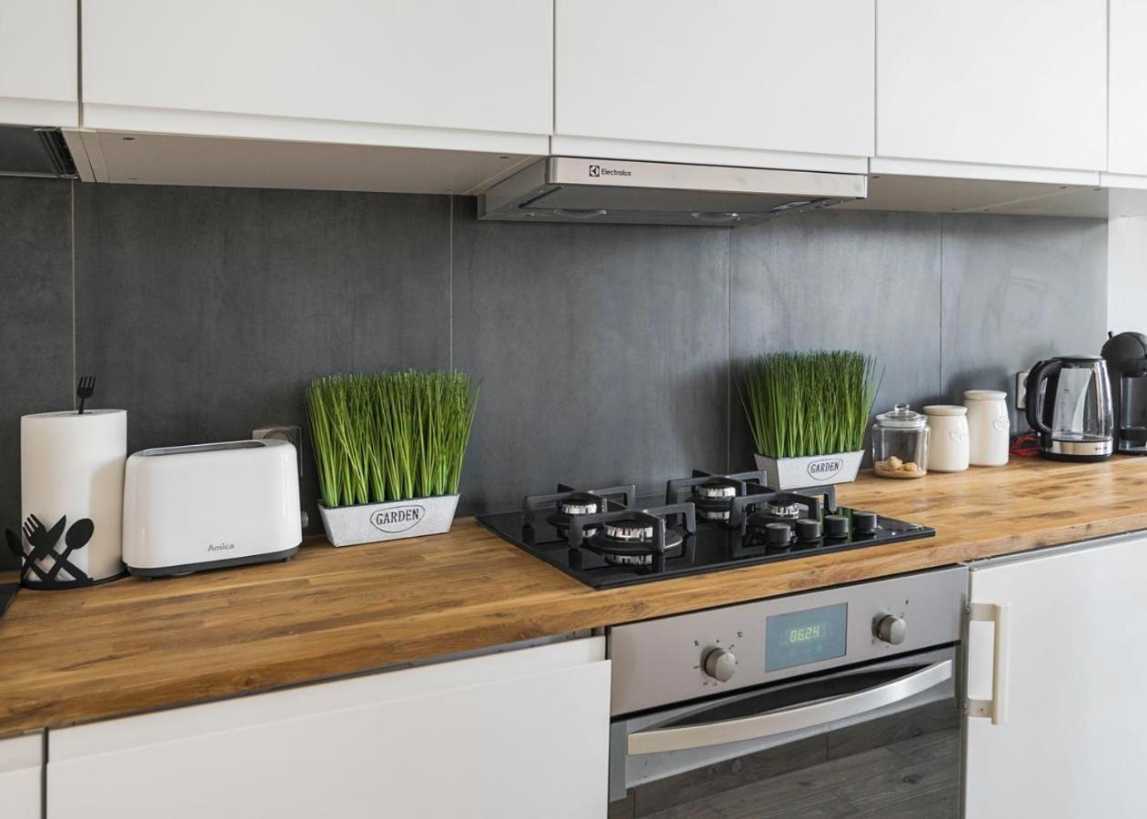 Cozy Apartment In The Centre Of Warsaw, Metro, Wi-Fi - By Hik Apartments Eksteriør billede